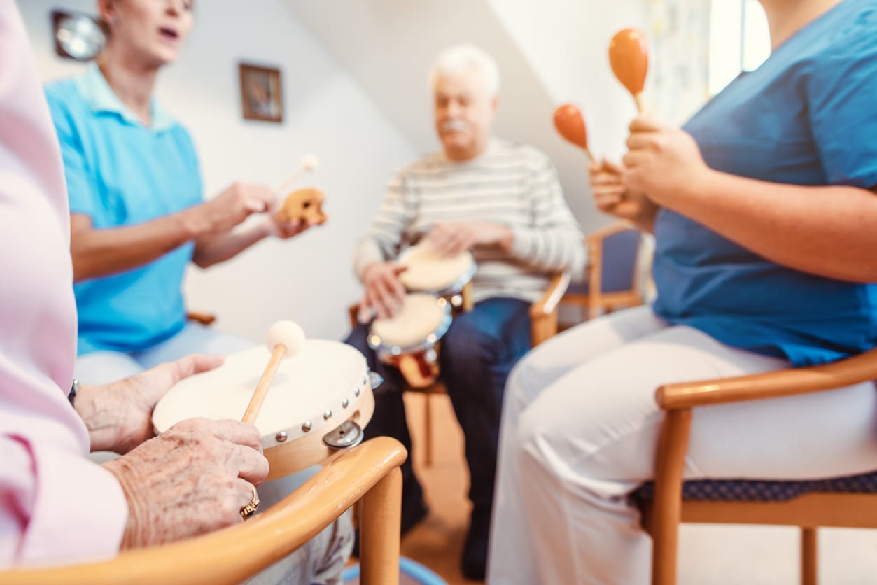 How Adava Memory Care Supports Seniors During the Holidays
