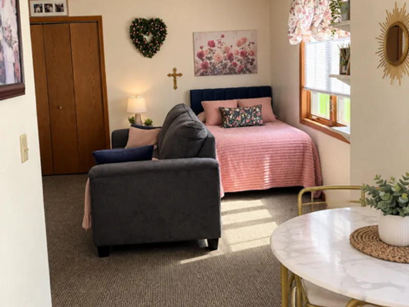 Studio Apartment at Adava Care of Hartland senior living in Hartland, WI