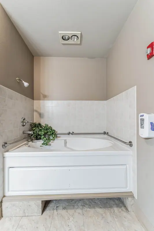 Assisted living interior at Adava Care Neenah in Neenah, WI