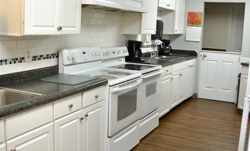 Senior living kitchen at Adava Care Wabash in Milwaukee, WI