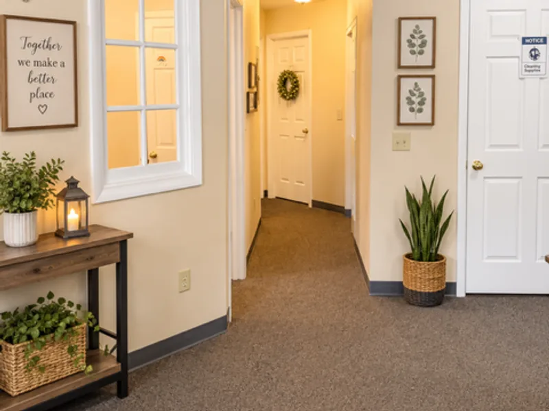 Welcoming hallway corridor at Adava Care of Wabash in Milwaukee, WI