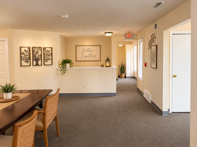 Lounge and reception area at Adava Care of Wabash in Milwaukee, WI